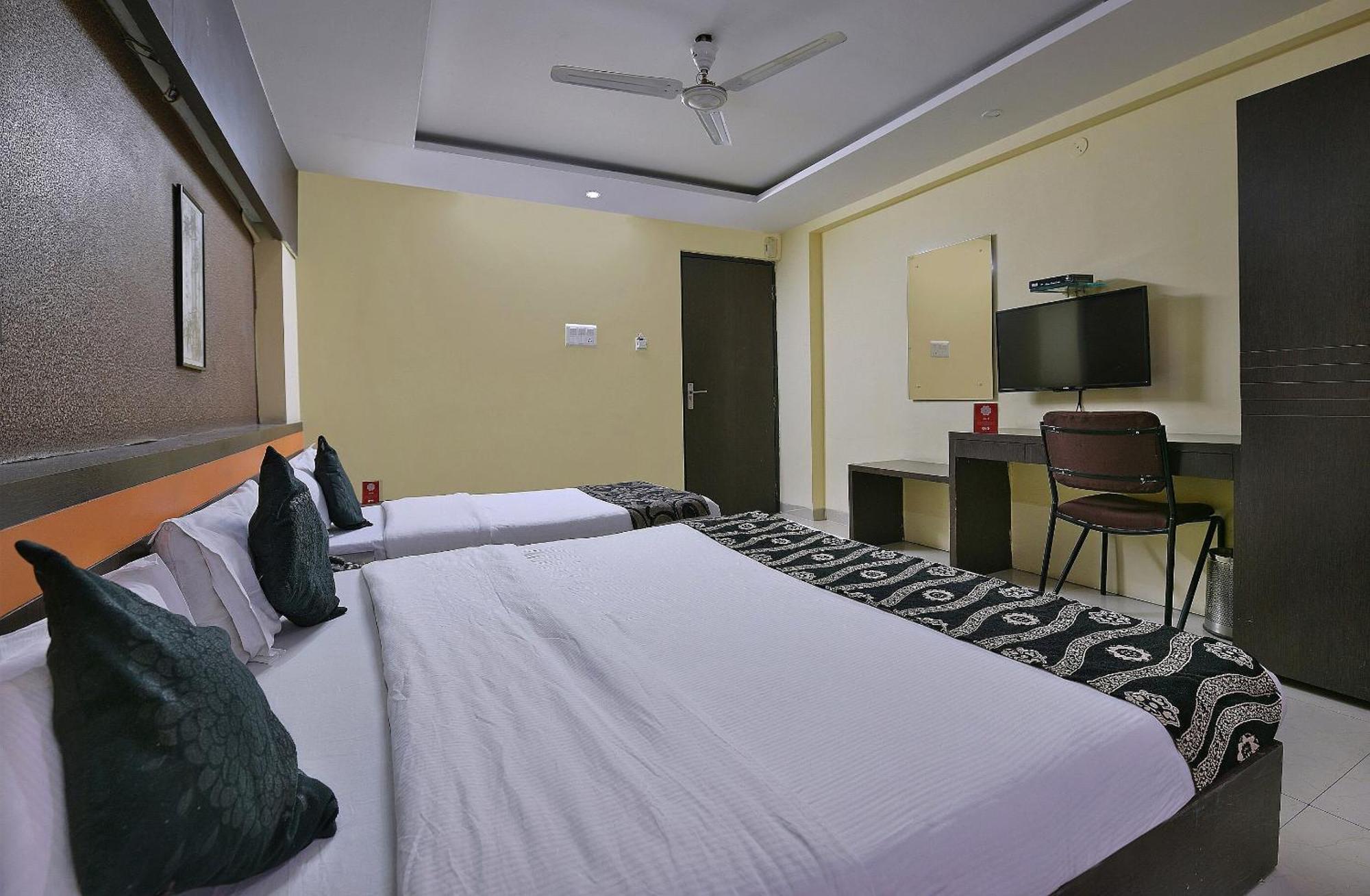 Collection O Diamond And Residences Indore Eksteriør billede